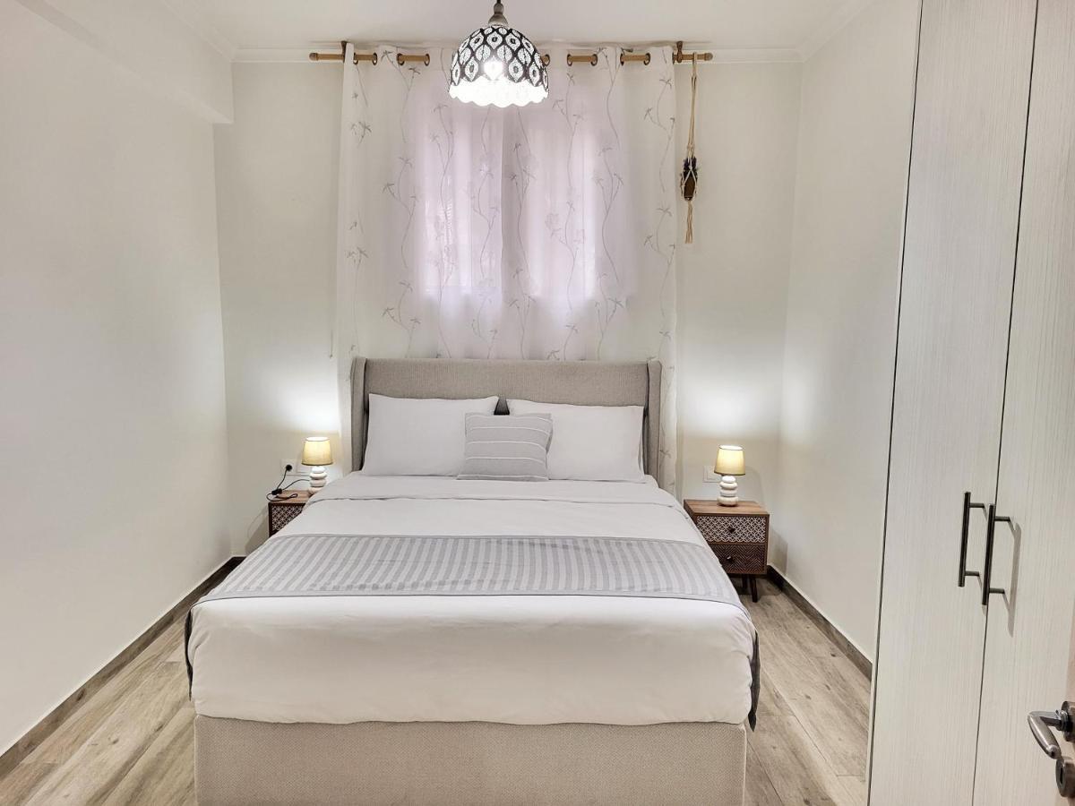 Bella Ciao Guest House Athens Ngoại thất bức ảnh